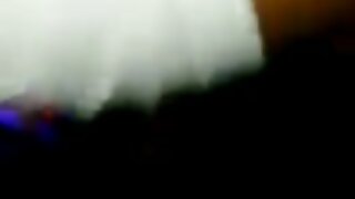 ಸ್ಲಟ್ಟಿ ಕಾಣುವ ಹೊಂಬಣ್ ...